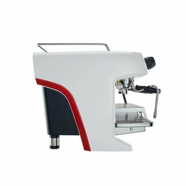 La Cimbali M40 DT/3 TS - 3 Gruplu Tam Otomatik Espresso Kahve Makinesi - 2